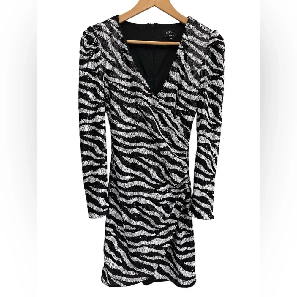 BARDOT Black White Zebra Sequined Ruched Mini Party Dress Size S/ 6 Long Sleeve